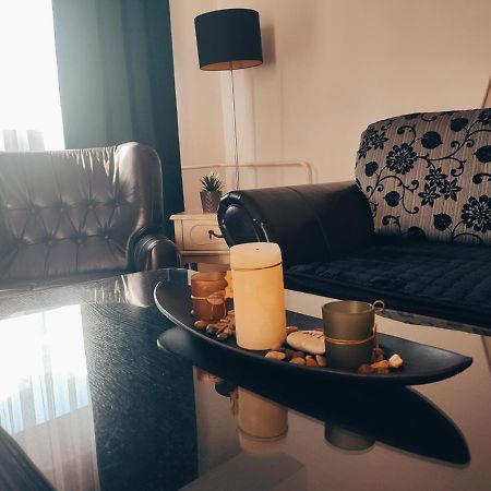 Antoni Apartment Skopje Buitenkant foto