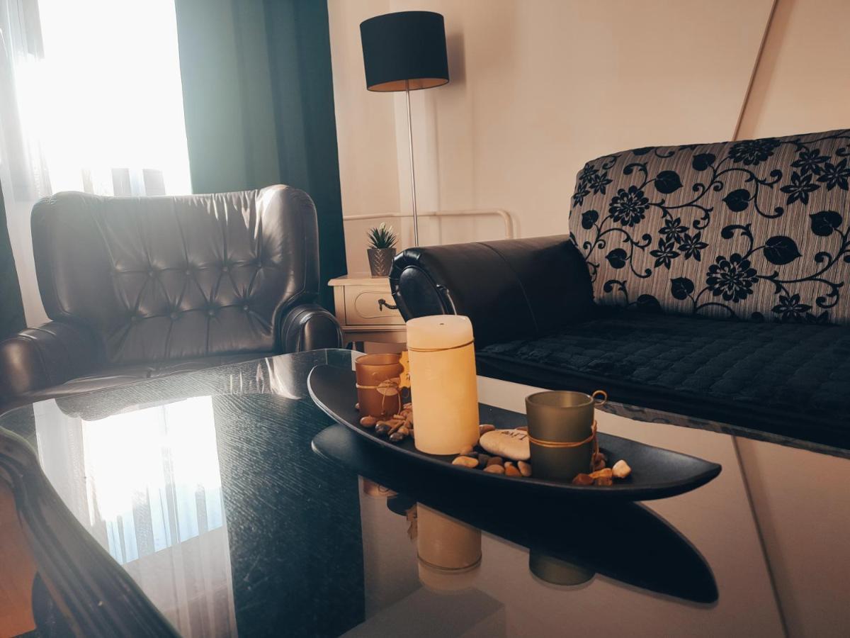 Antoni Apartment Skopje Buitenkant foto