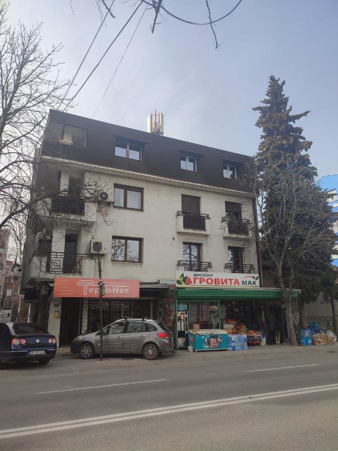 Antoni Apartment Skopje Buitenkant foto